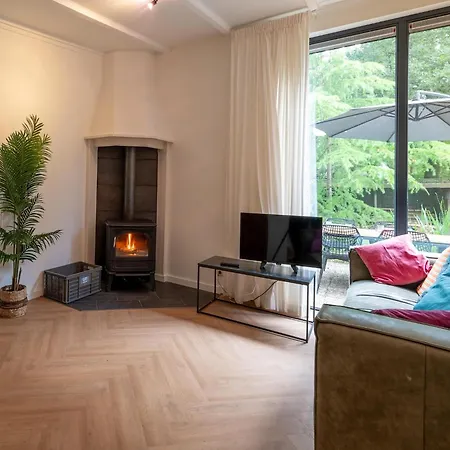 In Near Forest And Golf, Cleaning Included