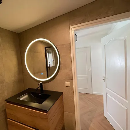 בית נופש In Near Forest And Golf, Cleaning Included זלהם